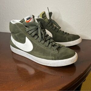 Nike Blazer Mid Premium Urban Haze Men's Size 10 Green Suede Shoes